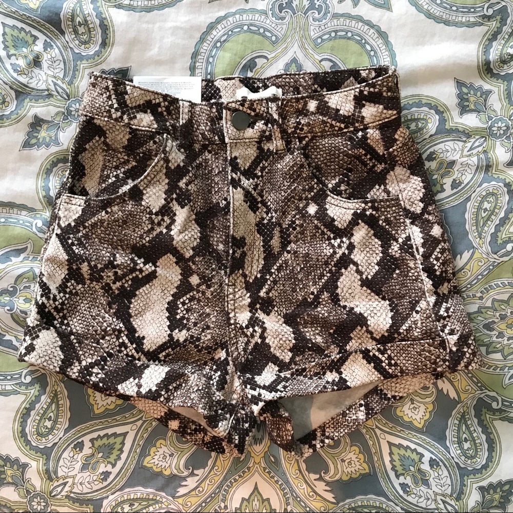 H&M High Waisted Snakeskin Shorts